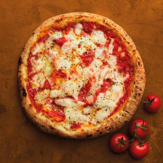 Crosta & Mollica Margherita Sourdough Pizza Tomato, Mozzarella & Oregano 403g - gallery image 3