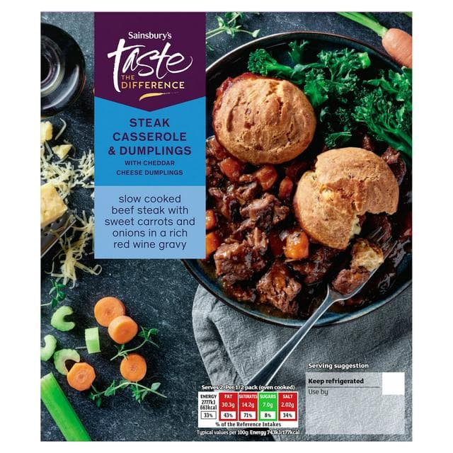 Sainsbury's Steak Casserole & Dumplings, Taste the Difference (Serves 2) 800g - gallery image 1