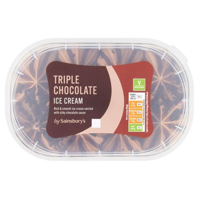 Sainsbury's Triple Chocolate Ice Cream 900ml - gallery image 1