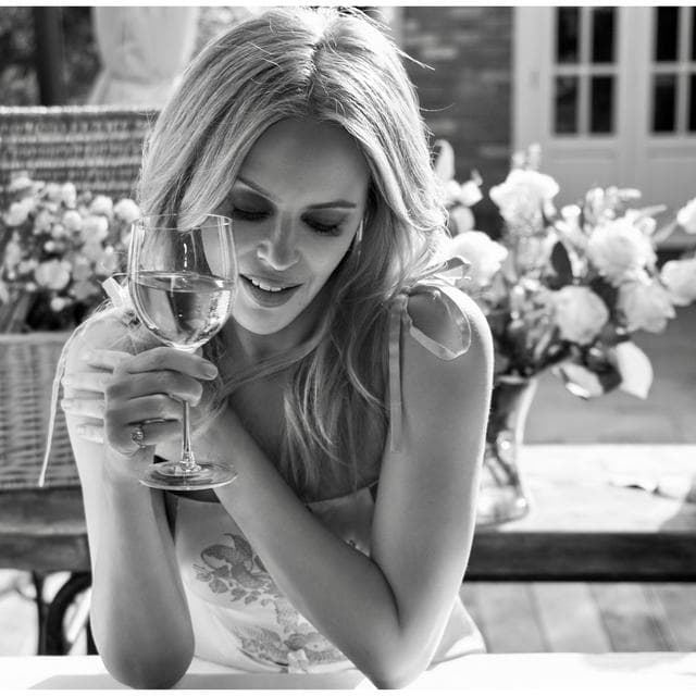Kylie Minogue Rose Wine 75cl - gallery image 2