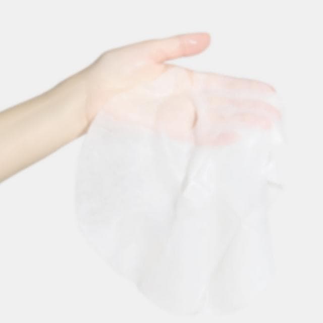 Simple Kind to Skin Cleansing Wipes Biodegradable Make Up Remover Wipes 50pc - gallery image 2