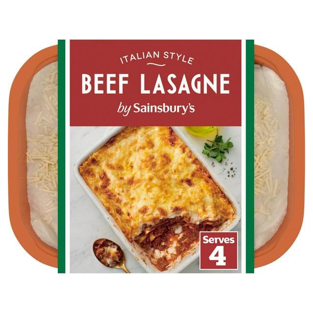 Sainsbury's Beef Lasagne Ready Meal For 4 1.5kg - gallery image 1