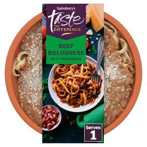 Sainsbury's Beef Bolognese with Tagliatelle Ready Meal For 1, Taste the Difference 400g