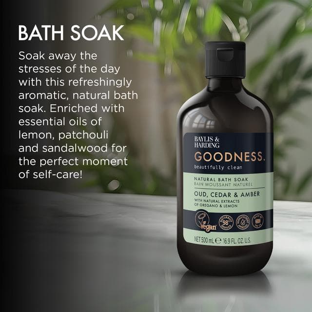 Baylis & Harding Goodness Oud Cedar & Amber Natural Bath Soak 500ml - gallery image 3