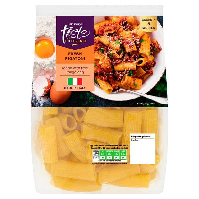 Sainsbury's Fresh Rigatoni, Taste the Difference 300g - gallery image 1