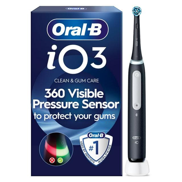 Oral-B iO 3 Black Electric Toothbrush - gallery image 1