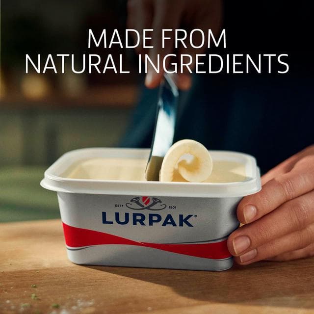 Lurpak Unsalted Spreadable Blend of Butter & Rapeseed Oil 400g - gallery image 3
