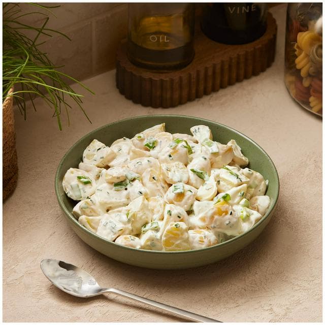 Sainsbury's 925g Potato Salad, Taste the Difference - gallery image 1