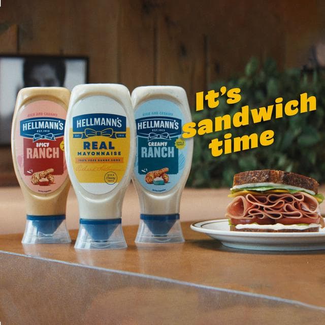Hellmanns Real Squeezy Mayonnaise 580ml - gallery image 4