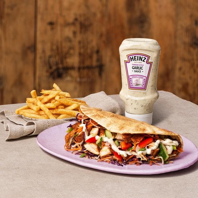 Heinz Turkish Style Garlic Sauce 420g - gallery image 2