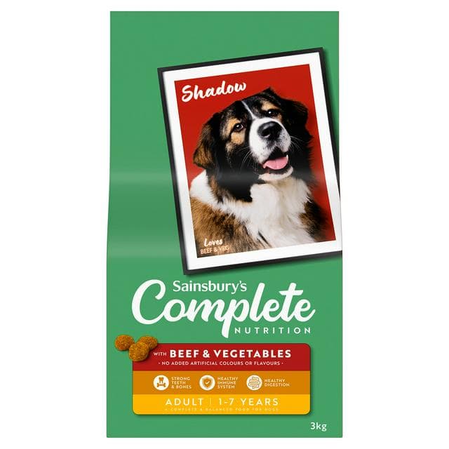 Sainsbury's 3kg Complete Nutrition Adult 1 - 7 Years with Beef & Vegetables - gallery image 1