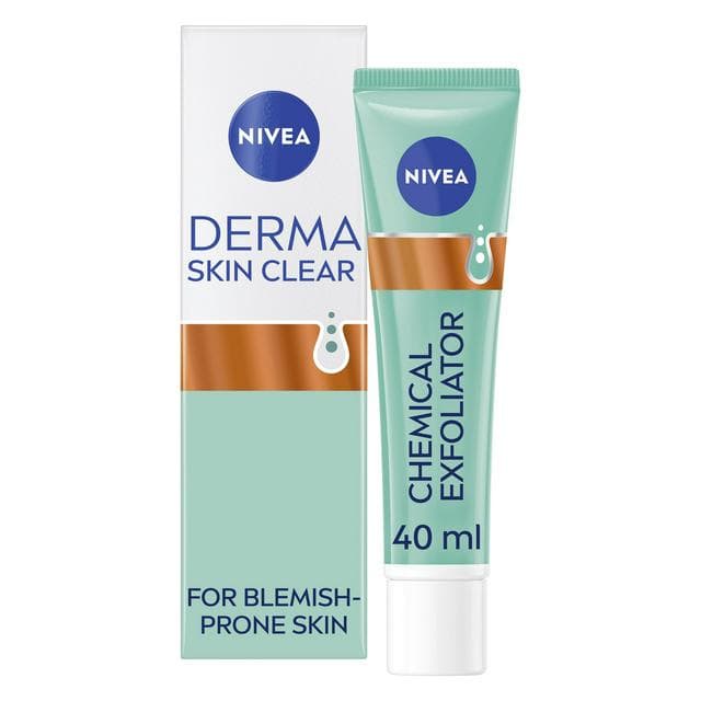 Nivea Derma Skin Clear Night Exfoliator 40ml - gallery image 1