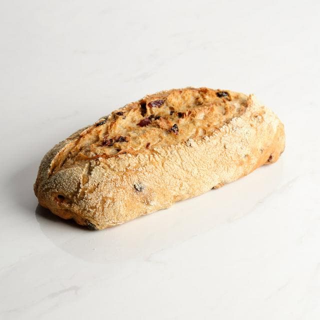Sainsbury's 350g Mixed Fruit Bloomer Bread, Taste the Difference - gallery image 1