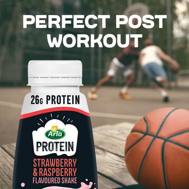 Arla Protein 482ml Strawberry & Raspberry Flavoured Milk - gallery image 2