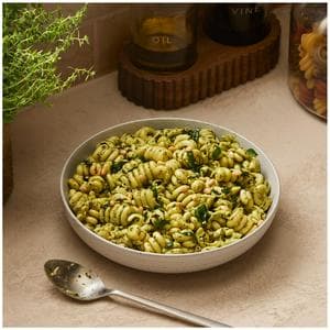 Sainsbury's 650g Pesto & Parmesan Sharing Pasta Salad, Taste the Difference