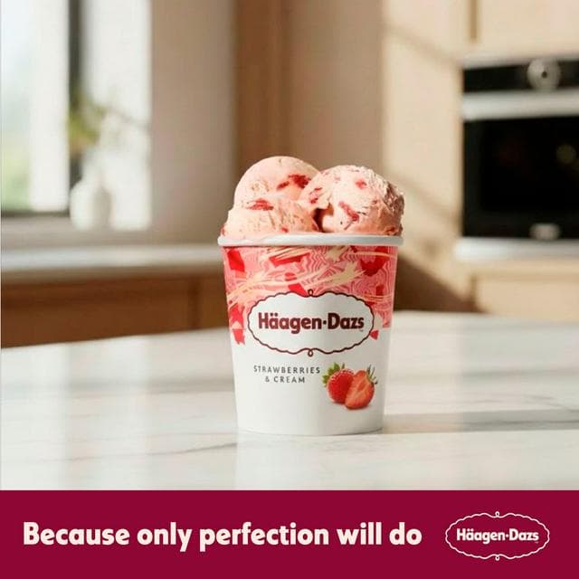 Haagen-Dazs Strawberries & Cream Ice Cream 460ml - gallery image 5