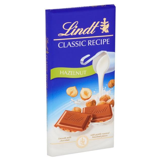 Lindt Classic Recipe Milk Hazelnut Chocolate Bar 100g - gallery image 3