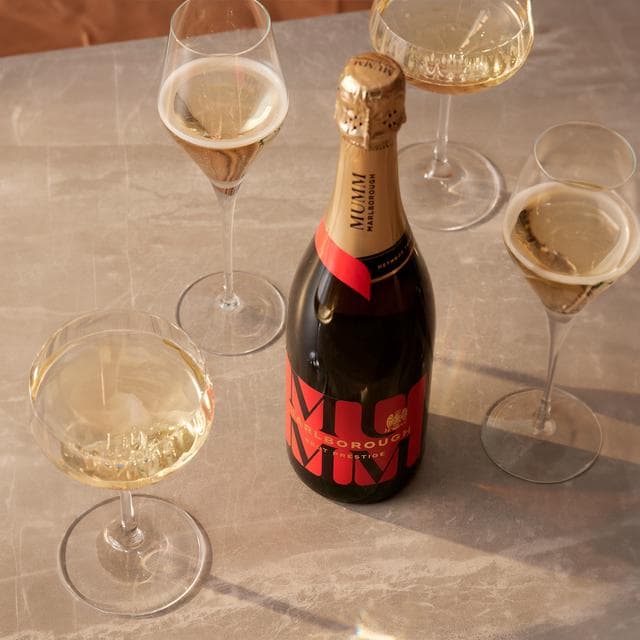 Mumm Marlborough Brut Prestige Sparkling Wine 75cl - gallery image 2