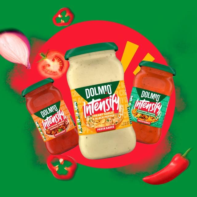 Dolmio Intensify Smokey Garlic & Sundried Tomato Pasta Sauce 400g - gallery image 6