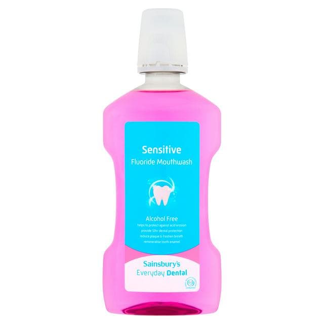 Sainsbury's Sensitive Mouthwash 600ml - gallery image 1