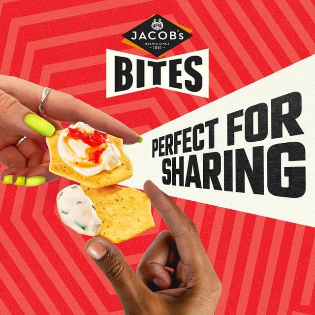 Jacob's Sweet Chilli & Sour Cream Flavour Bites 125g - gallery image 3