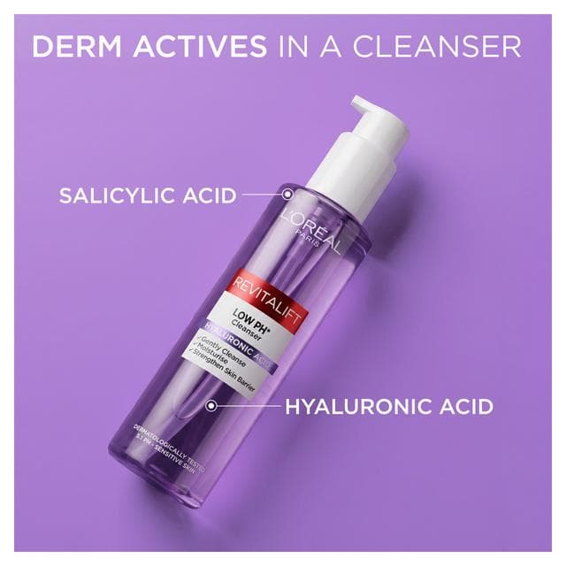 L'Oréal Paris Revitalift Filler Smoothing Cleanser - gallery image 2