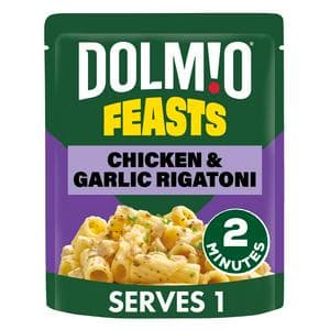 Dolmio Feasts Chicken & Garlic Rigatoni Pasta Ready Meal 250g