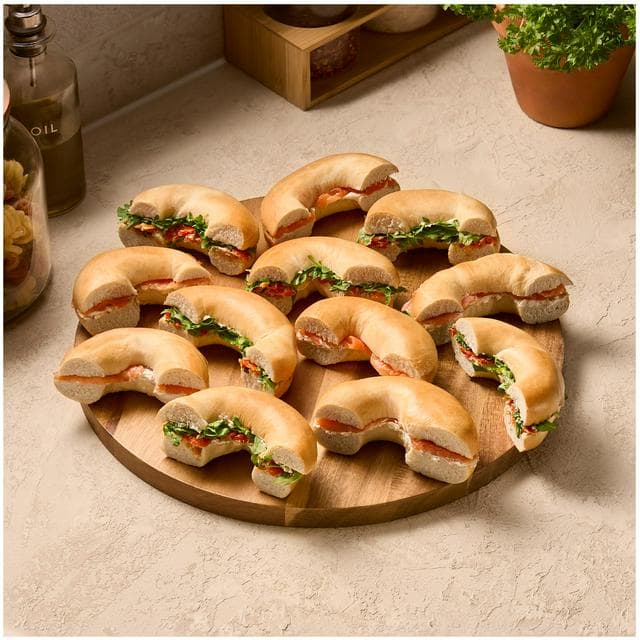 Sainsbury's Bagel Platter, Taste the Difference (12 Halves) - gallery image 1