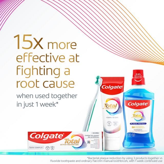 Colgate Total Foaming Clean Medium Manual Toothbrush - gallery image 3
