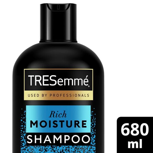 TRESemmé Shampoo Rich Moisture 680ml - gallery image 3