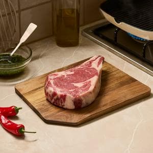 Sainsbury's Aberdeen Angus Thick Cut Bone-in Sirloin, Taste the Difference (Approx. 700g)