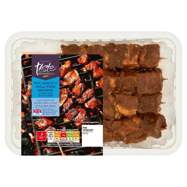 Sainsbury's Soy, Garlic & Chilli Pork Skewers, Taste the Difference 420g - gallery image 1