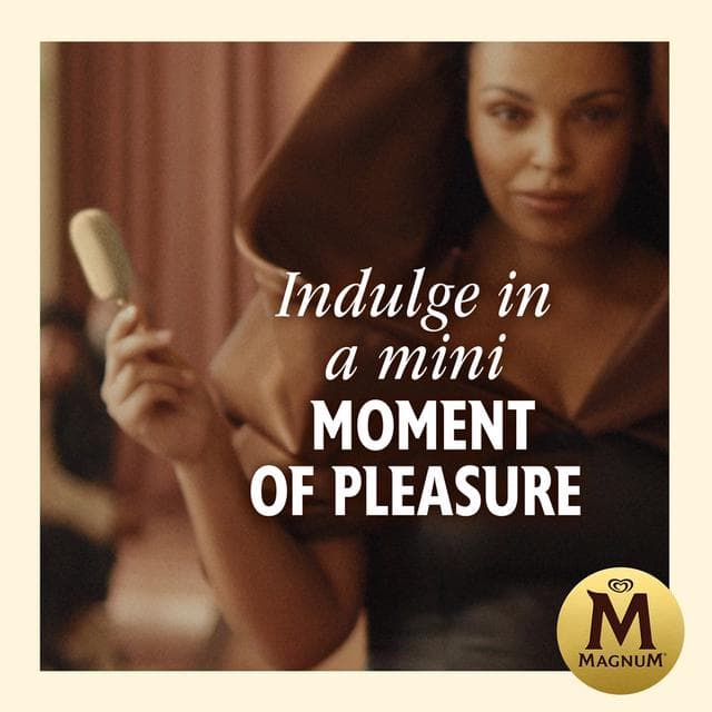 Magnum Mini Classic 10 x 55ml Almond & White Chocolate Ice Cream Sticks - gallery image 6