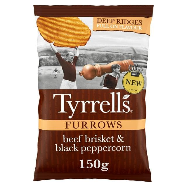 Tyrrells Furrows Beef Brisket & Black Peppercorn Sharing Crisps 150g - gallery image 1