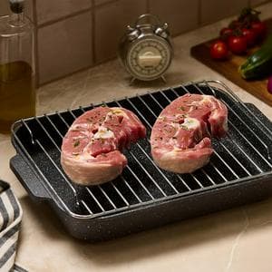 Sainsbury's Welsh Hill Barnsley Lamb Chops, Taste the Difference (Approx. 700g)