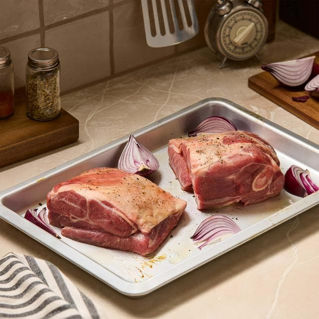 Sainsbury's 1.3kg Large Welsh Hill Lamb Henry, Taste the Difference - gallery image 1