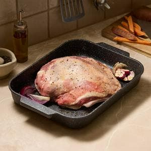 Sainsbury's 1.6kg Medium Welsh Hill Lamb Shoulder, Taste the Difference