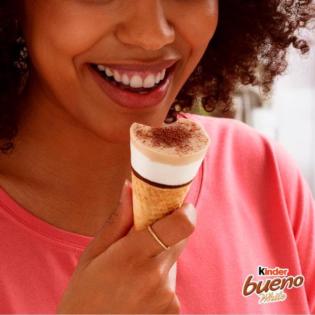 Kinder Bueno White Ice Cream Cones 4 x 90ml - gallery image 5
