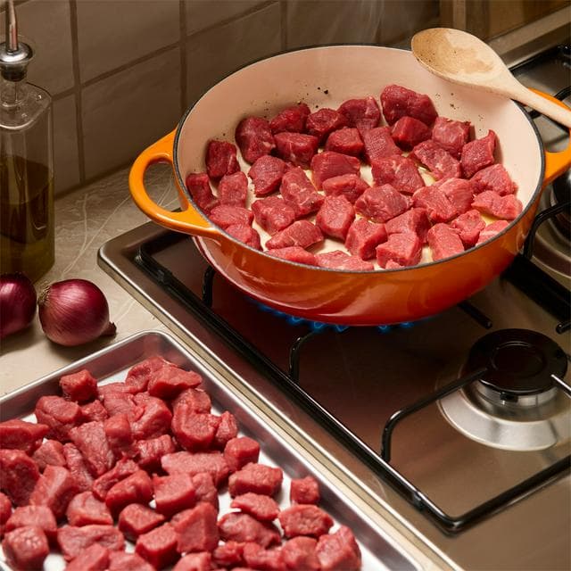 Sainsbury's 1.5kg Aberdeen Angus Silverside Diced Beef, Taste the Difference - gallery image 1