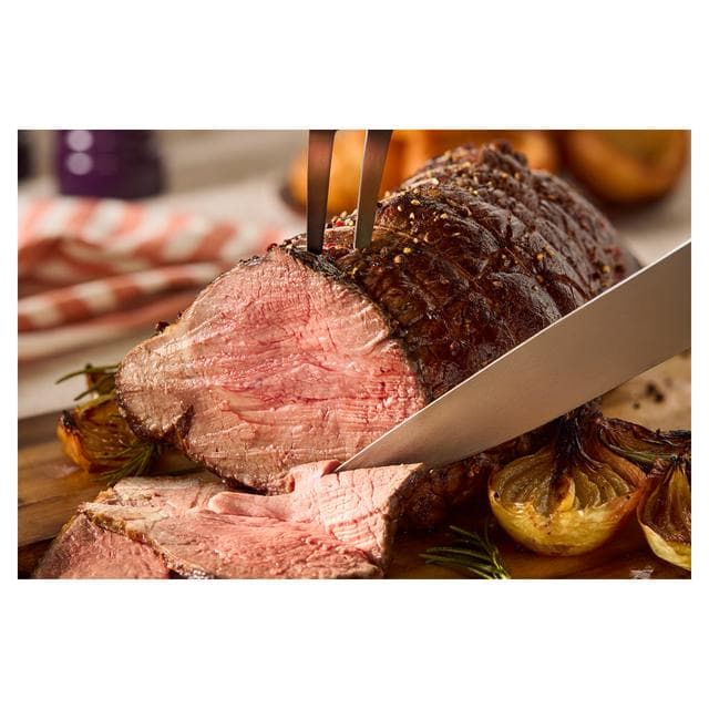 Sainsbury's 2.2kg Large Aberdeen Angus Topside of Beef, Taste the Difference - gallery image 2