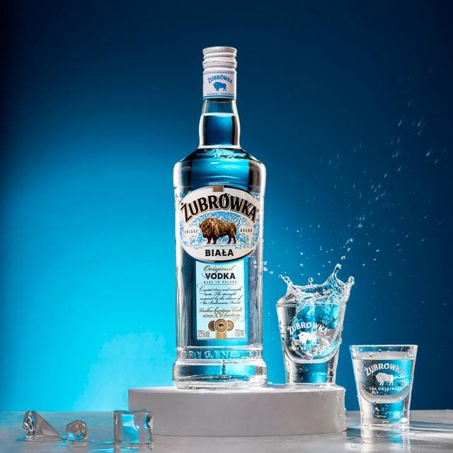 Zubrowka Biala Original Vodka 70cl - gallery image 3