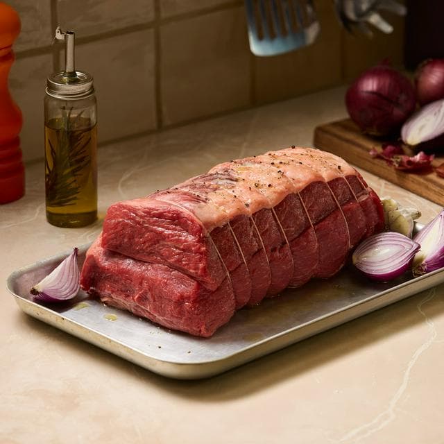 Sainsbury's 2.2kg Large Aberdeen Angus Beef Rump Joint, Taste the Difference - gallery image 1