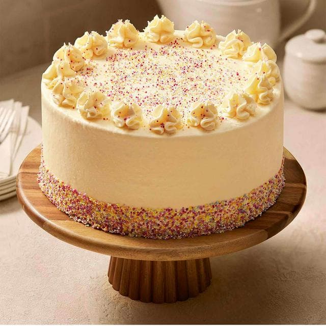 Sainsbury's 2.6kg Extra Large Rainbow Cake, Taste the Difference - gallery image 1