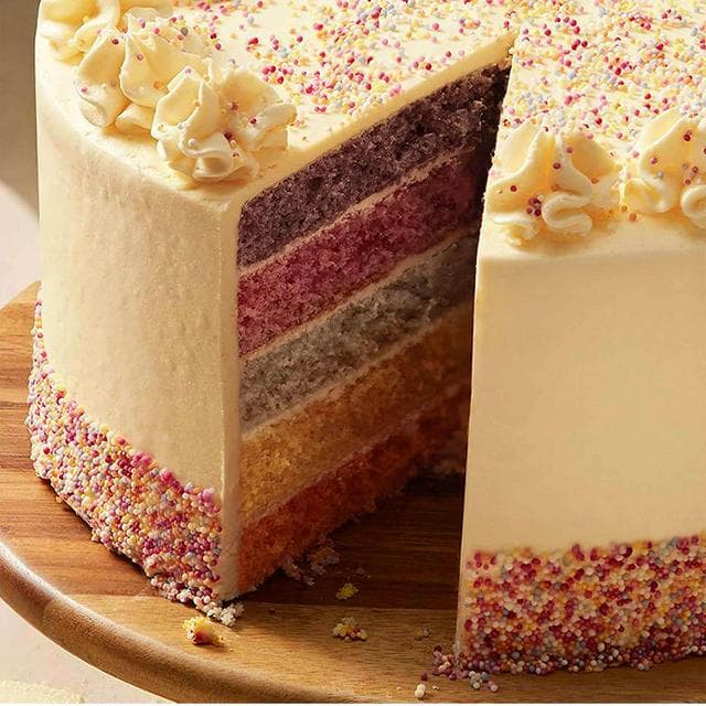Sainsbury's 2.6kg Extra Large Rainbow Layers Celebration Cake, Taste the Difference - gallery image 3