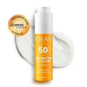 Olay Vitamin C Brighten & Glow 3in1 Moisturiser Face Fluid SPF 50+ Hydrating Primer 50ml