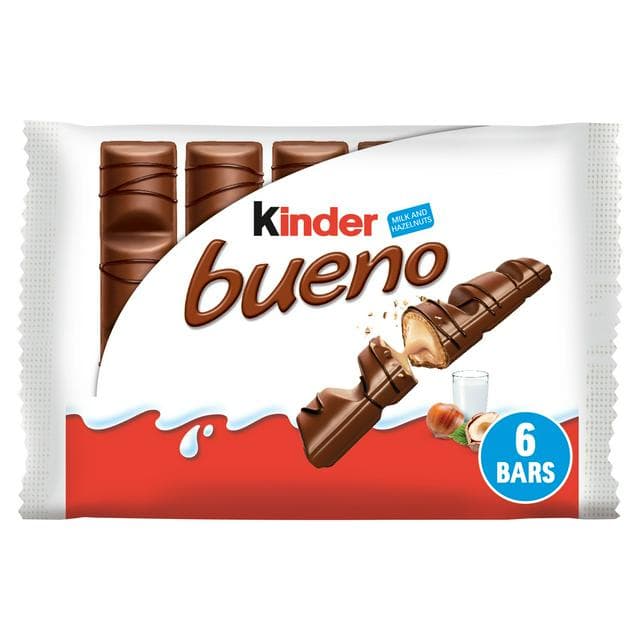 Kinder Bueno Milk Chocolate & Hazelnut Multipack 3 x 43g - gallery image 1