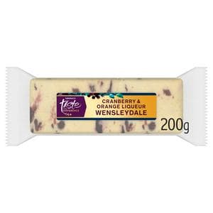 Sainsbury's 200g Cranberry & Orange Liqueur Wensleydale Cheese, Taste the Difference