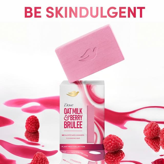 Dove 141g Beauty Bar Oat Milk & Berry Brulee Cleansing Bar - gallery image 2