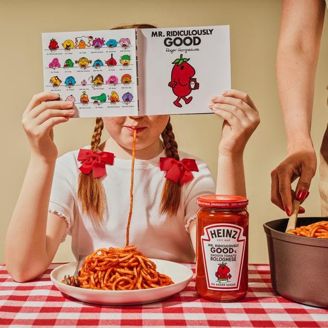Heinz Mr Ridiculously Goods Smooth Bolognese Pasta Sauce 490g - gallery image 2