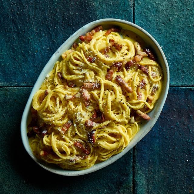 La Famiglia Rana Spaghetti Carbonara 814g - gallery image 5